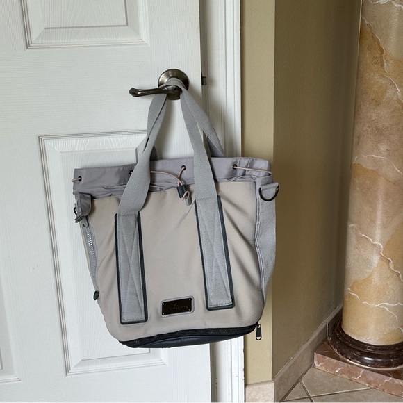 Adidas by Stella McCartney - Picture 2 of 13